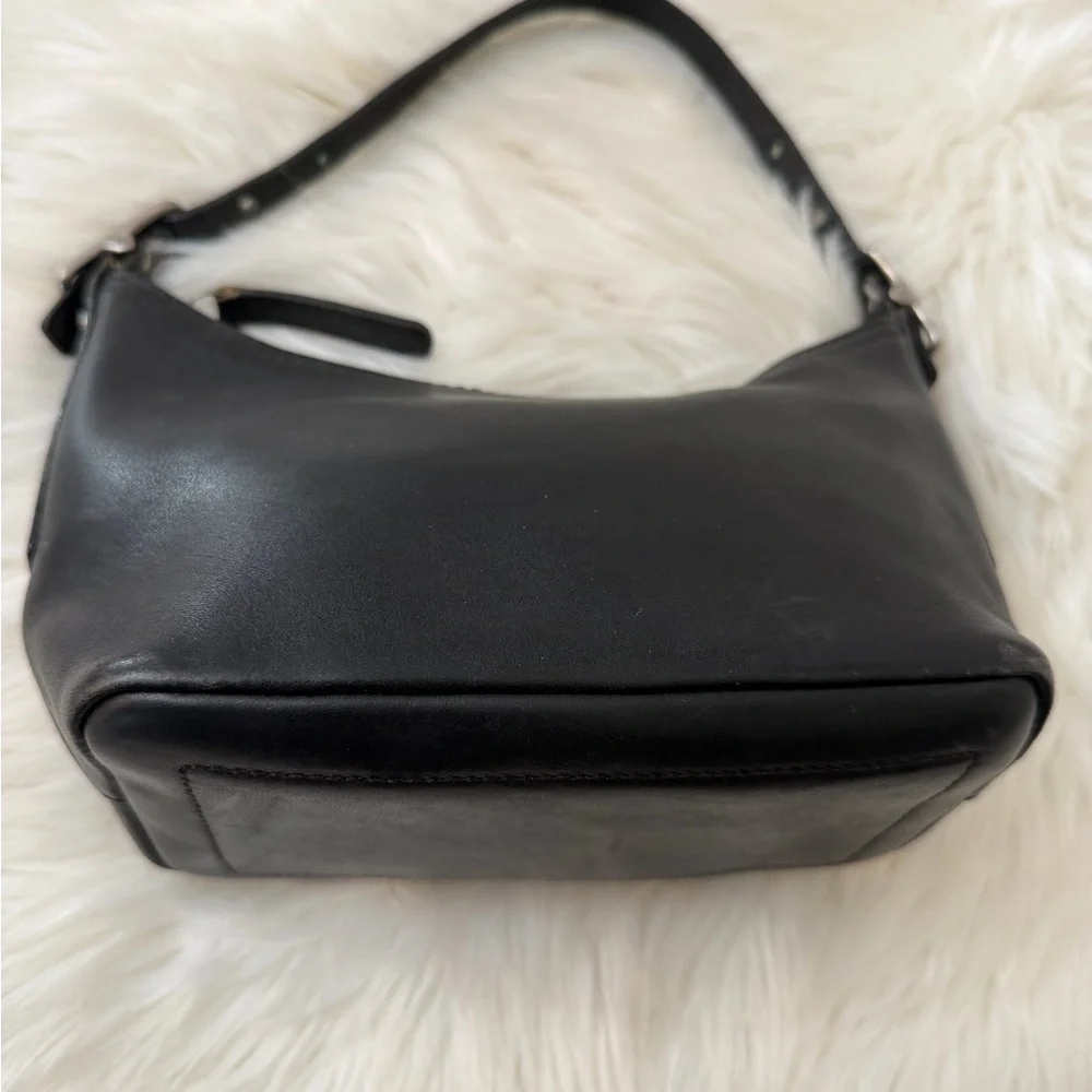 Vintage Coach Black Leather Shoulder Bag #9844
